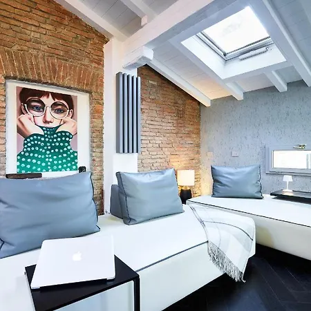 Oberdan Nel Cuore Di Apartament *